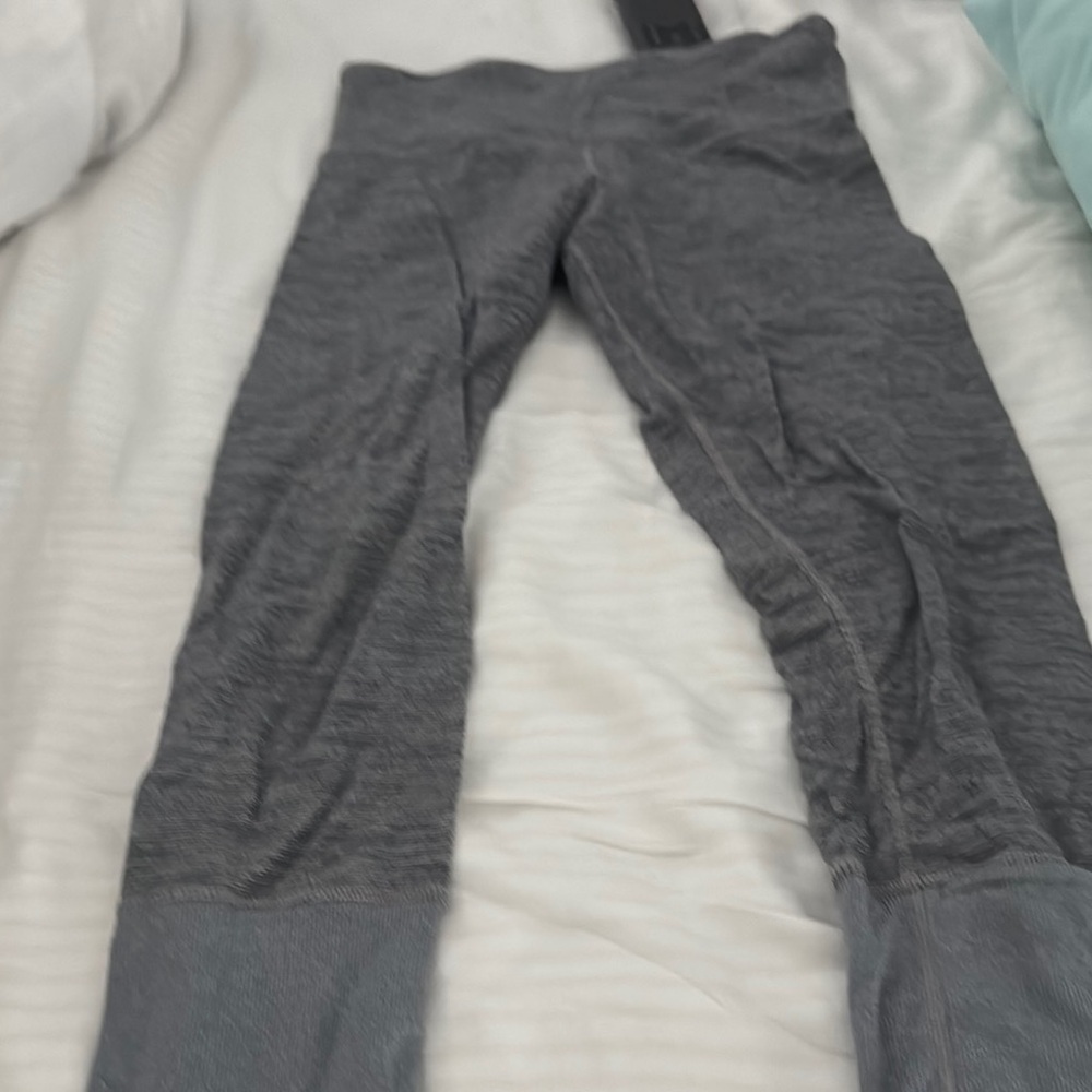 Lululemon grey thinly striped leggings